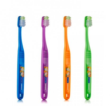 Vitis Junior зубная щетка с мягкими щетинками в мягкой упаковке для детей от 6 лет (1 шт)